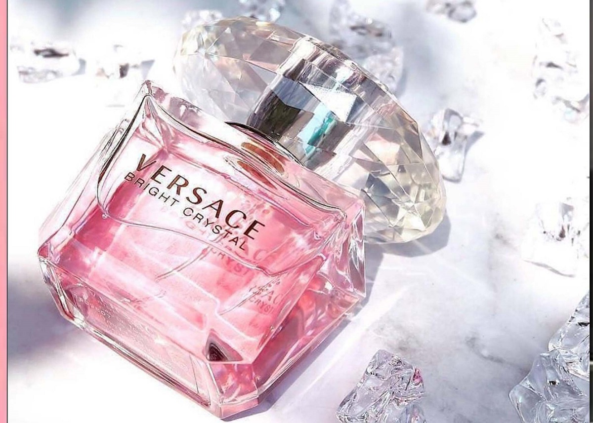 Top 5 Nước hoa Versace nữ mùi nào thơm lâu nhất hiện nay