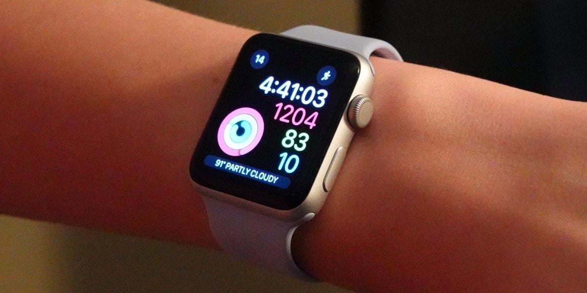 Đồng hồ Apple Watch series 3 có tốt không? Giá bao nhiêu?