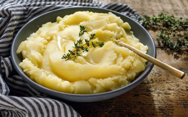 4 Cách làm khoai tây nghiền đơn giản, ngon sánh mịn tại nhà